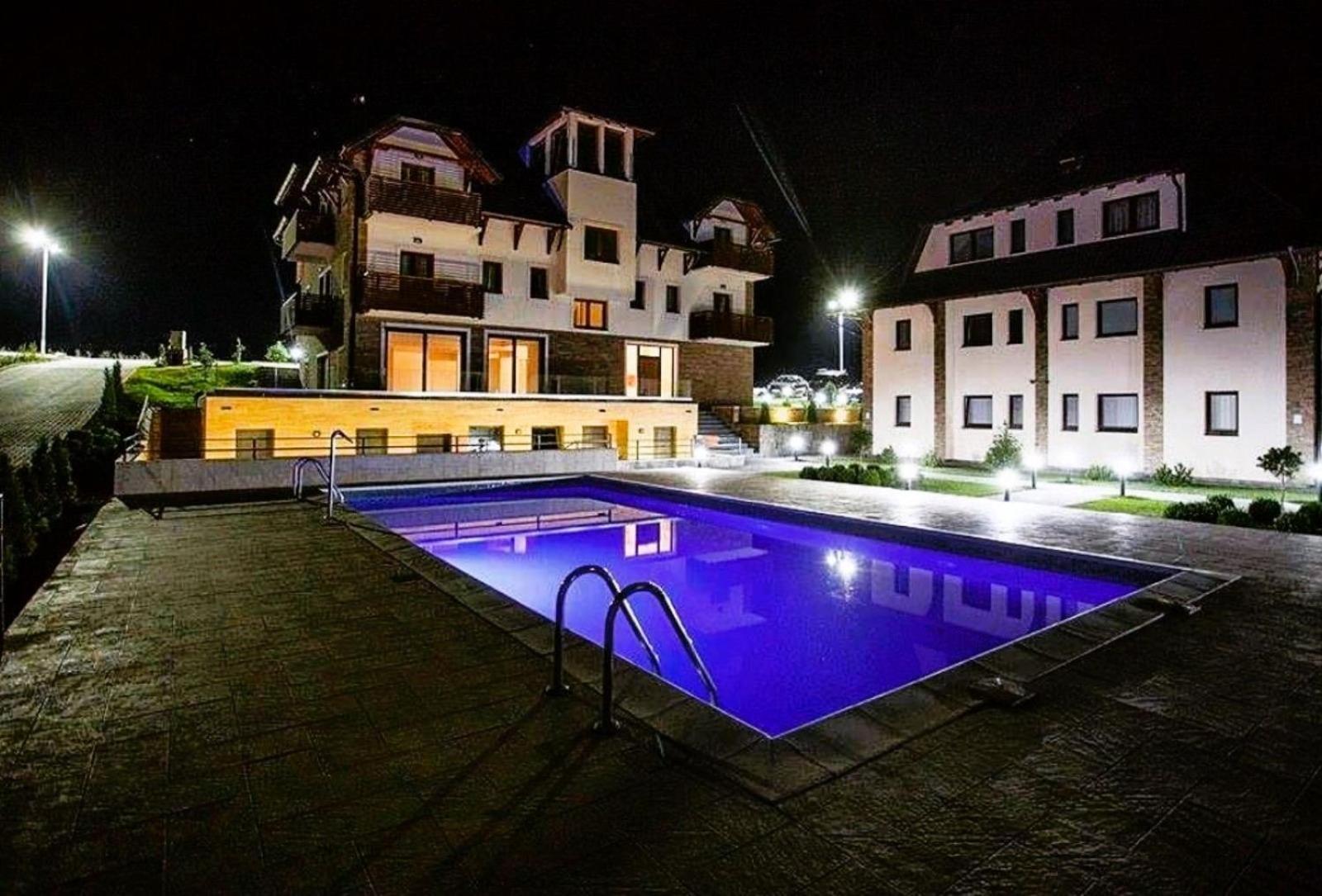 Apartment Tic *